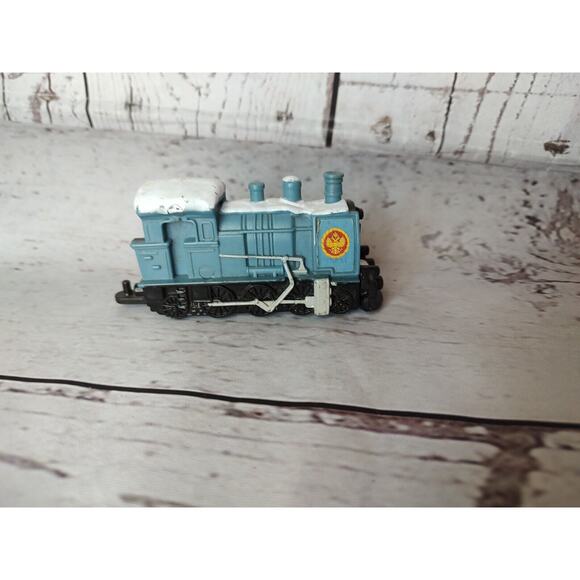 Vintage 1997 Fox Anastasia Train Engine - Picture 1 of 8